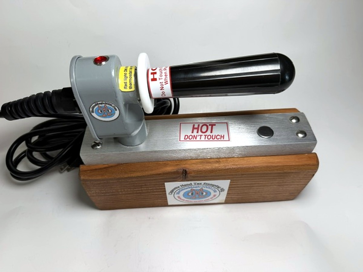 MM 7BH Standard solid bar iron with black handle